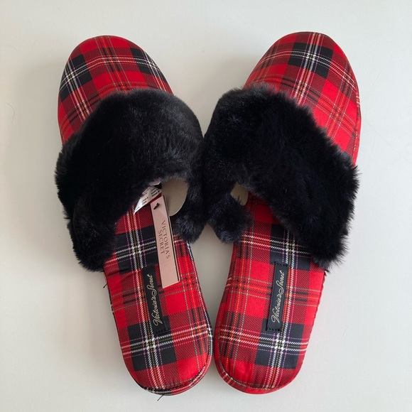 Victoria Secret CS Fur Trim Slipper - Bold Plaid - Size Large - Picture 4 of 7